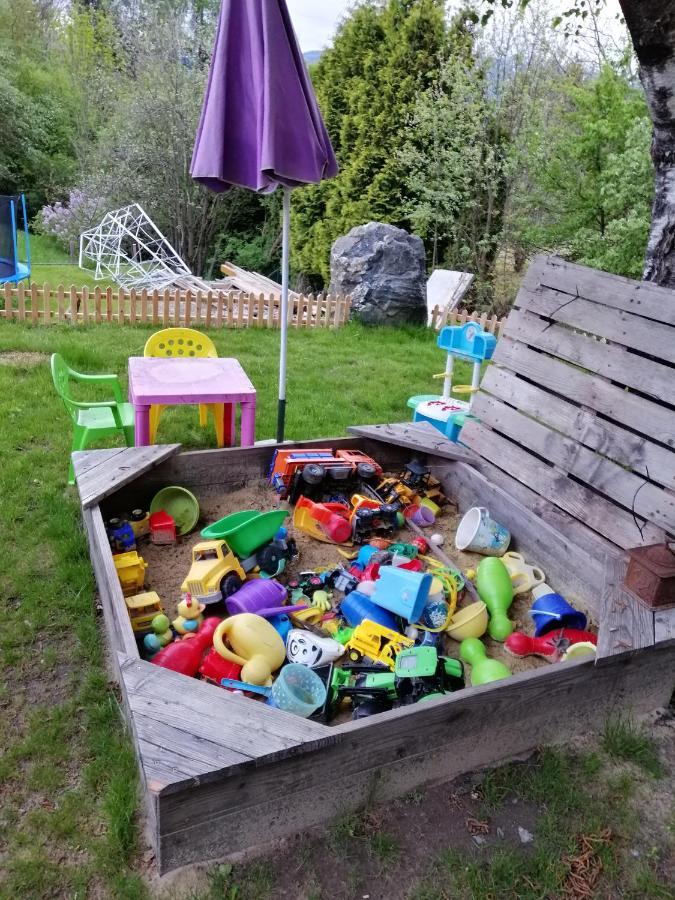 Fewo Fabiella Mit Balkon Millstatt Buitenkant foto